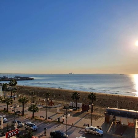 Alex Beach Apartment 33 Larnaca Bagian luar foto