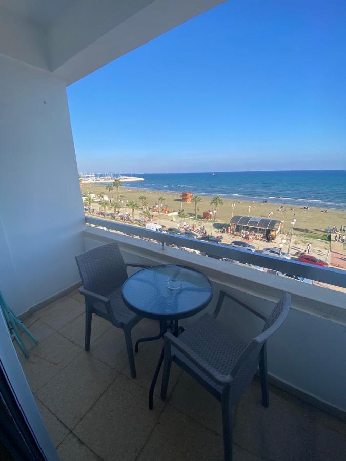 Alex Beach Apartment 33 Larnaca Bagian luar foto